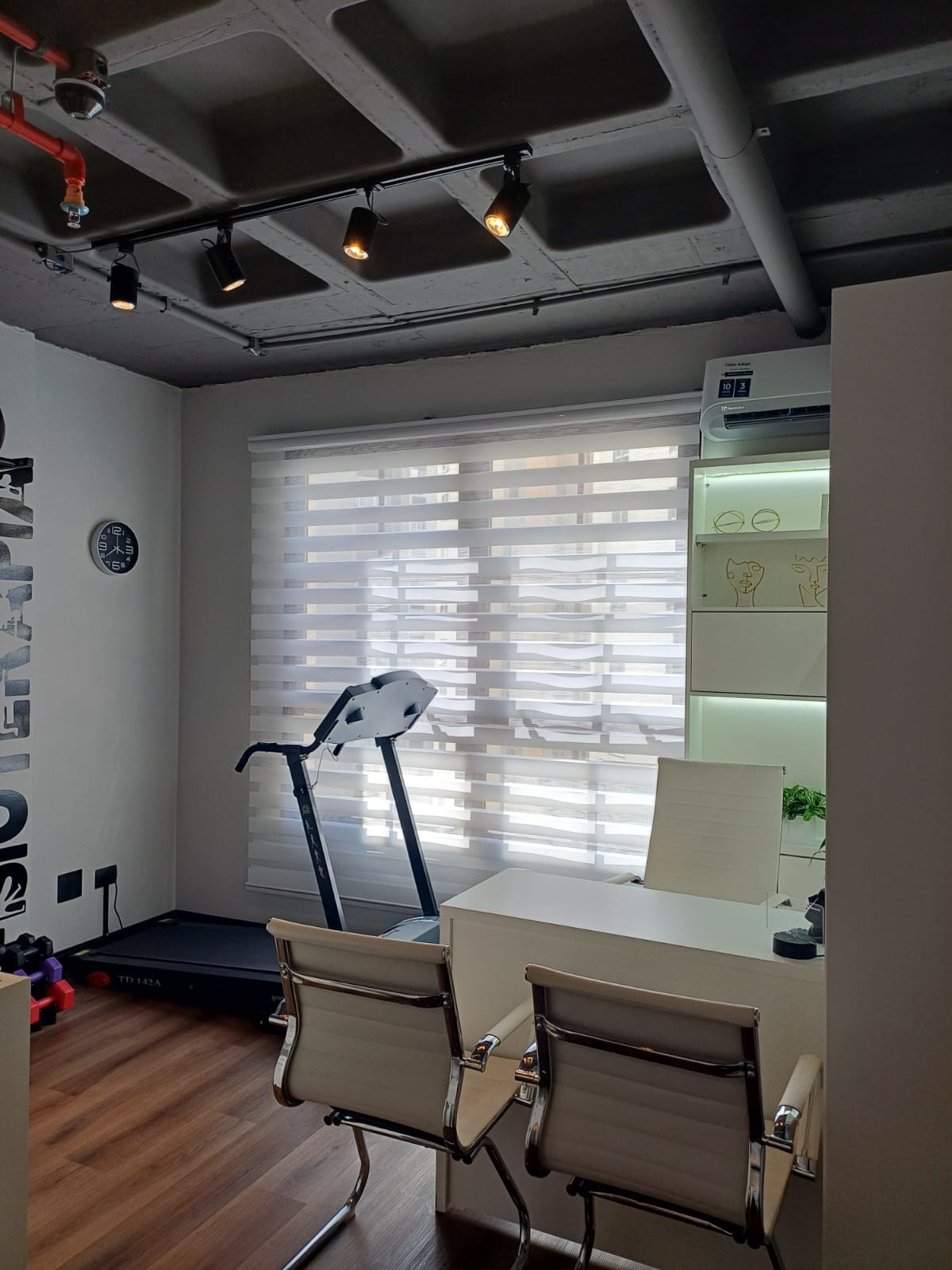 Consultório de fisioterapia no Cristo Rei, Curitiba — miniatura 4